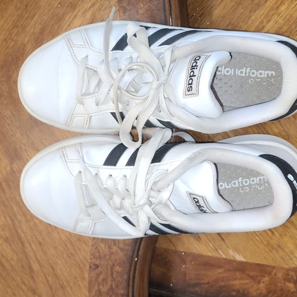 Adidas Mens 6.5 white black classic athletic sneakers main image 7